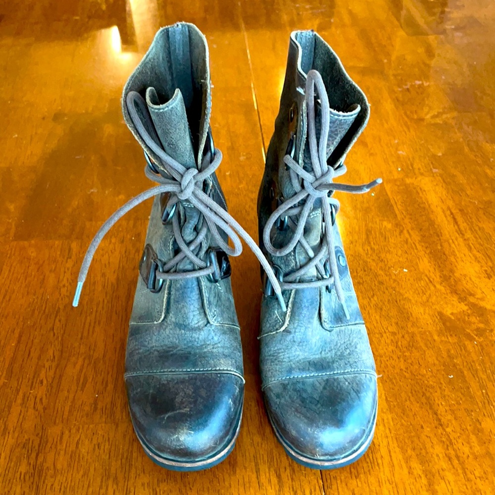 Sorel Joan of Arctic Wedges